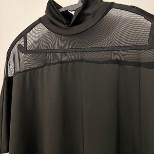 Wrinkle free sheer shoulder top 1x